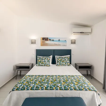 Moradias Joinal Tatil parkı Albufeira