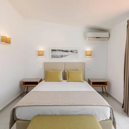 Moradias Joinal Tatil parkı 3*