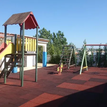 Tatil parkı Moradias Joinal Albufeira