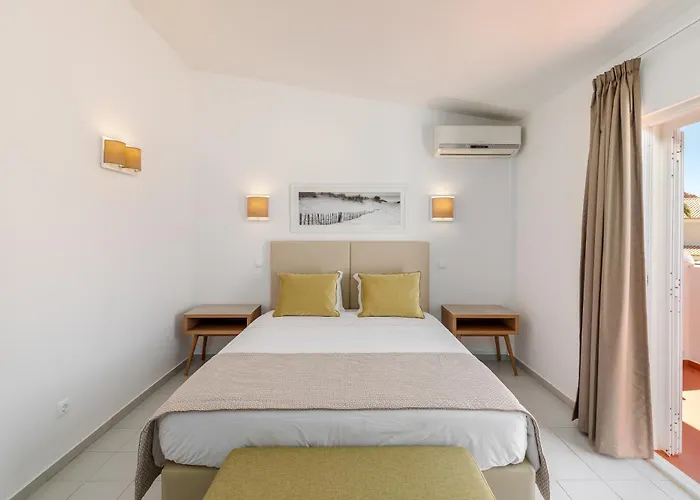 ホリデーパーク Moradias Joinal アルブフェイラ