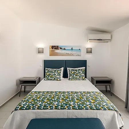 Moradias Joinal Tatil parkı Albufeira