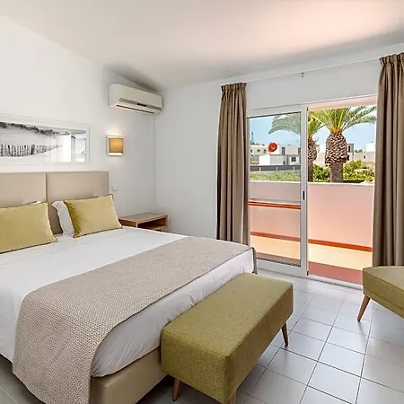 Moradias Joinal Tatil parkı 3*