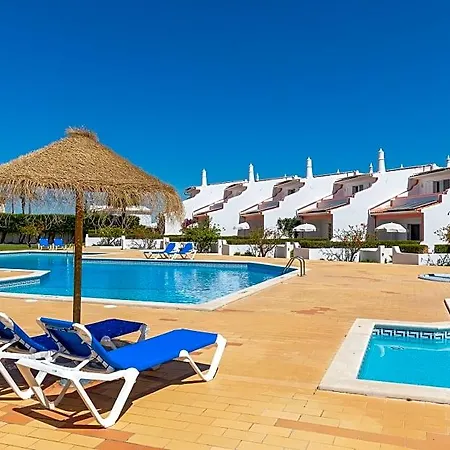 Moradias Joinal Tatil parkı Albufeira