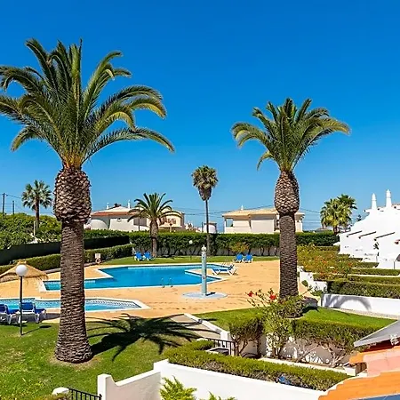 Moradias Joinal Tatil parkı 3*
