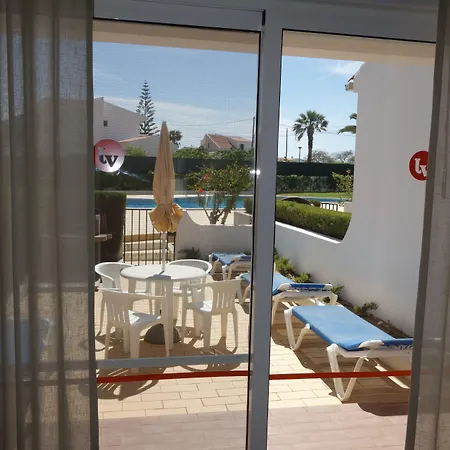 Aldeamento Turístico Moradias Joinal Albufeira