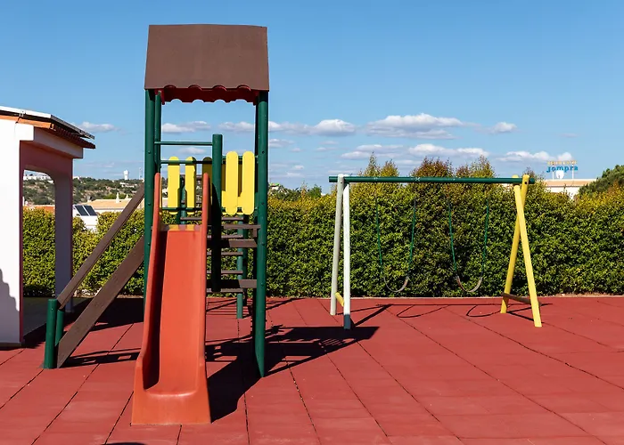 Üdülőpark Moradias Joinal 3*